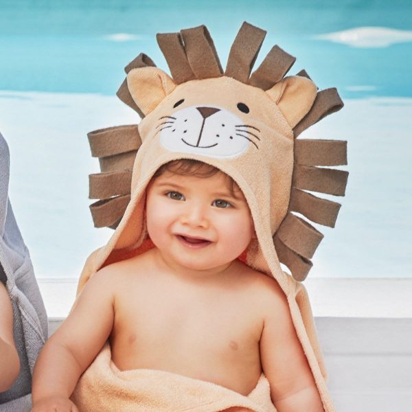 Elegant Baby Lion Hooded Towel